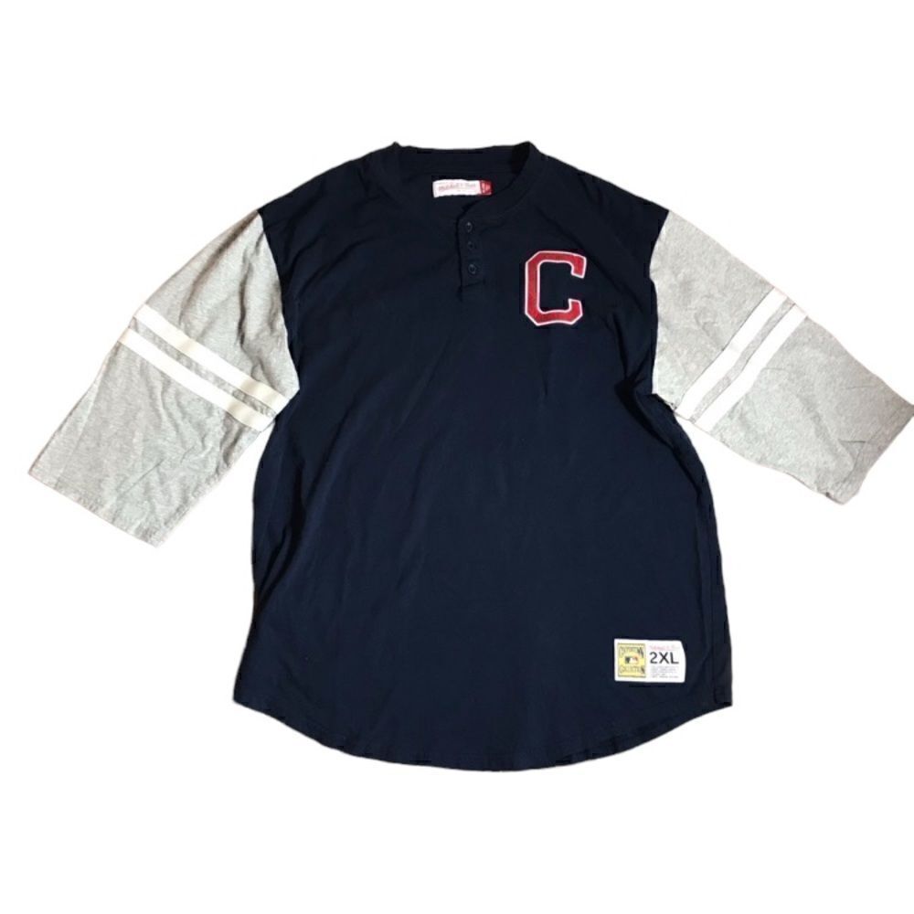 ‎Mitchell & Ness Cleveland Indians Fan Jersey, Size 2XL
